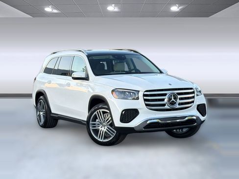 New 2026 Mercedes-Benz GLS 450 4MATIC image 7