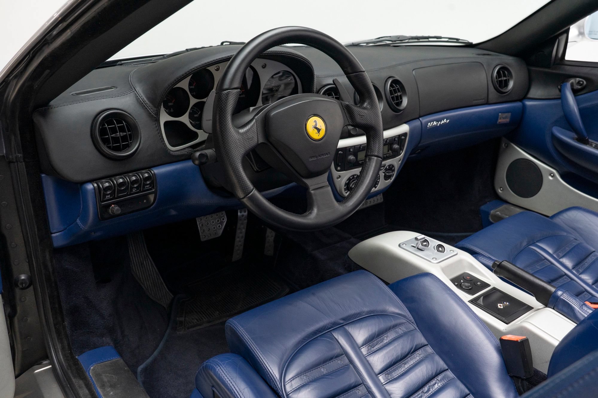 Used 2001 Ferrari 360 Spider RWD image 16