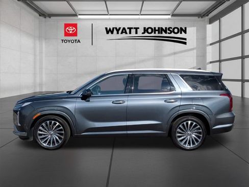 Used 2024 Hyundai Palisade Calligraphy AWD/4WD image 2