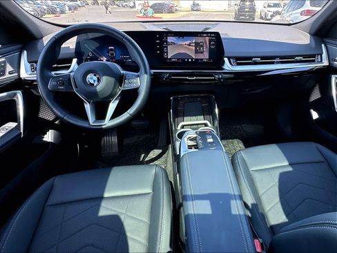 Used 2026 BMW X2 xDrive28i w/ Technology Package AWD/4WD image 10