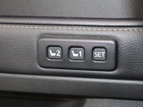 Used 2022 Toyota 4Runner Limited image 45