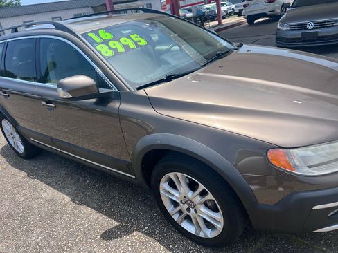 Used 2016 Volvo XC70 T5 Premier AWD/4WD image 3