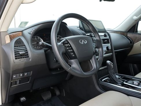 Certified 2024 INFINITI QX80 Premium Select w/ Cargo Package image 16