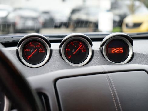 Used 2016 Nissan 370Z Coupe image 20