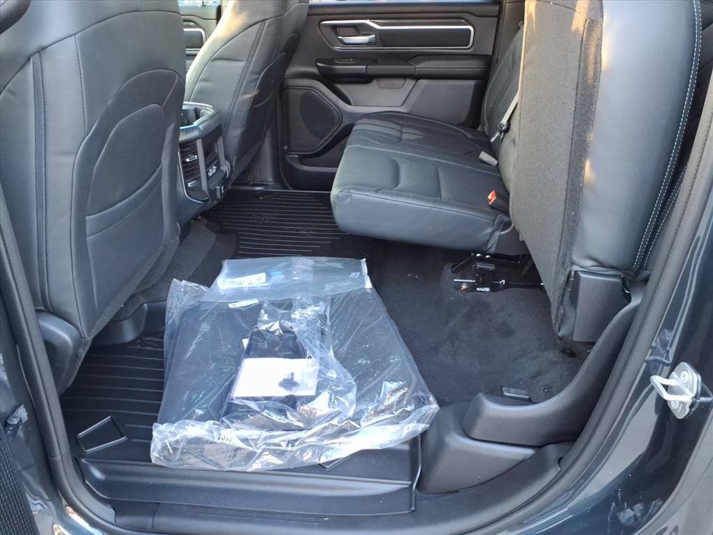 New 2026 RAM 1500 Big Horn AWD/4WD image 12