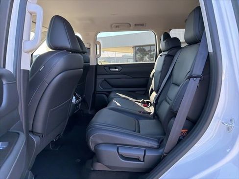 New 2026 Nissan Armada SV image 16