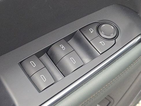 Used 2024 GMC Acadia AT4 w/ LPO, Floor Liner Package AWD/4WD image 24