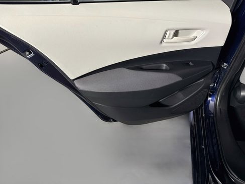 Used 2024 Toyota Corolla LE FWD image 25