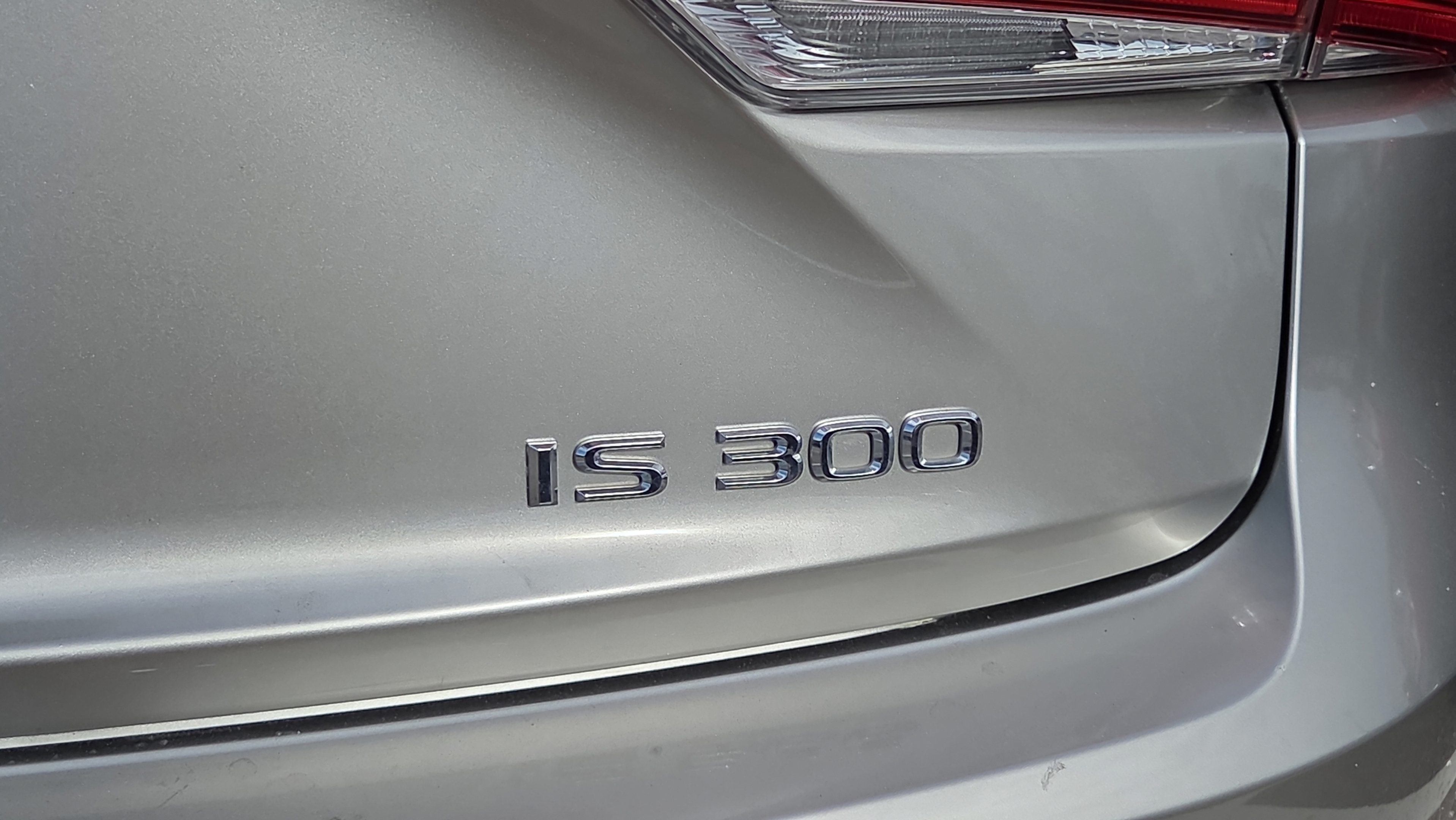 Used 2020 Lexus IS 300 w/ Premium Package RWD image 5