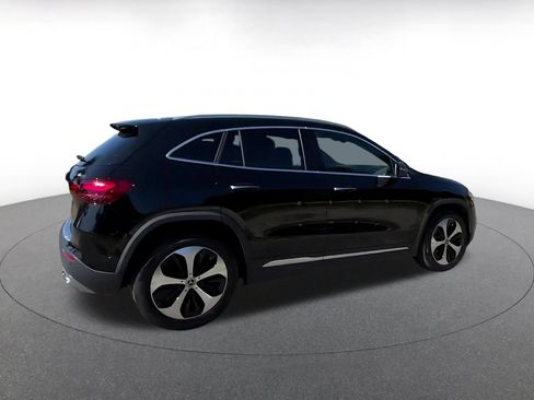 Used 2025 Mercedes-Benz GLA 250 4MATIC image 15
