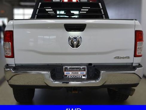 Used 2022 RAM 2500 Tradesman w/ Chrome Appearance Group AWD/4WD image 5