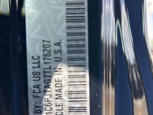 New 2026 Jeep Gladiator Sport AWD/4WD image 42