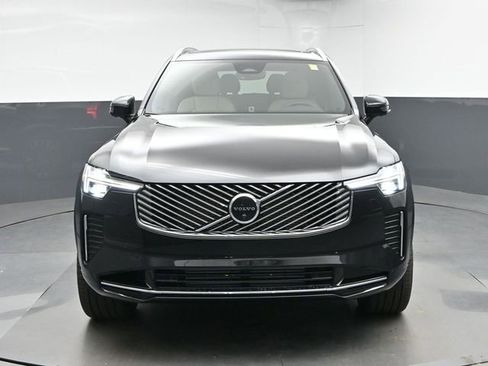 New 2026 Volvo XC90 T8 Plus w/ Protection Package Premier AWD/4WD image 3
