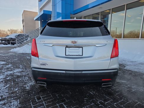Used 2018 Cadillac XT5 Luxury w/ Driver Awareness Package image 4