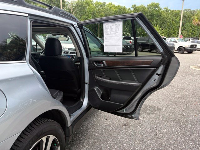 Used 2019 Subaru Outback 2.5i Limited AWD/4WD image 27