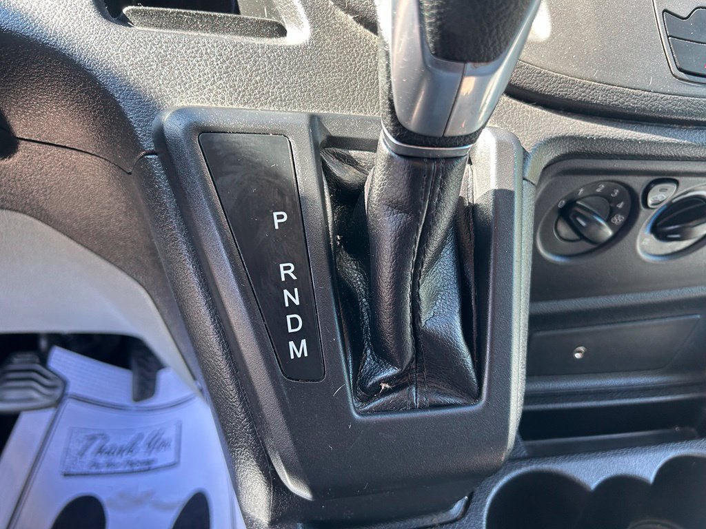 Used 2018 Ford Transit 250 148 Medium Roof RWD image 14