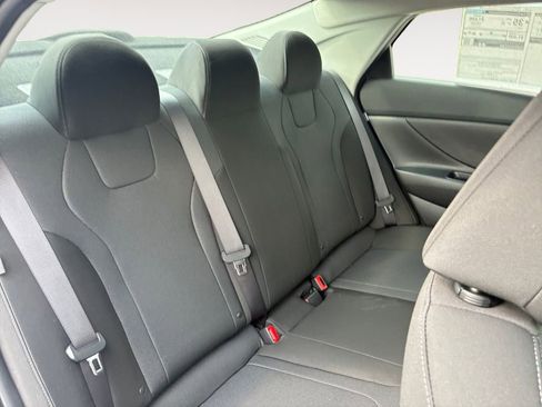 New 2026 Hyundai Elantra SE image 16