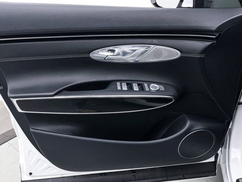 Used 2023 Genesis GV70 2.5T image 16