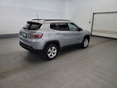 Used 2017 Jeep Compass Latitude w/ Popular Equipment Group AWD/4WD image 10