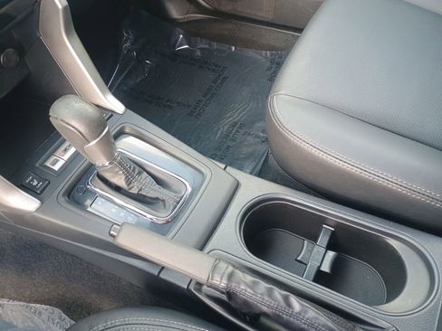 Used 2016 Subaru Forester 2.5i Touring w/ Eyesight & Navigation System image 31