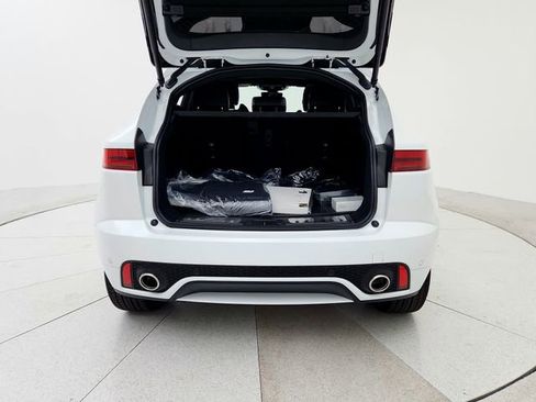 Certified 2024 Jaguar E-PACE R-Dynamic SE image 19