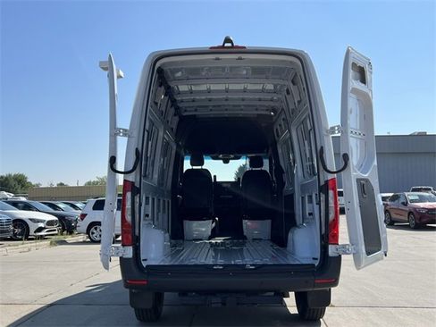New 2024 Mercedes-Benz Sprinter 144 Cargo image 34