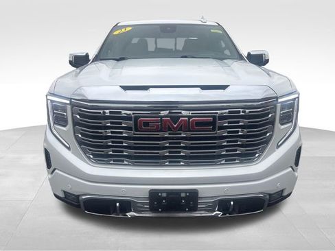 Used 2023 GMC Sierra 1500 Denali w/ Denali Reserve Package image 10