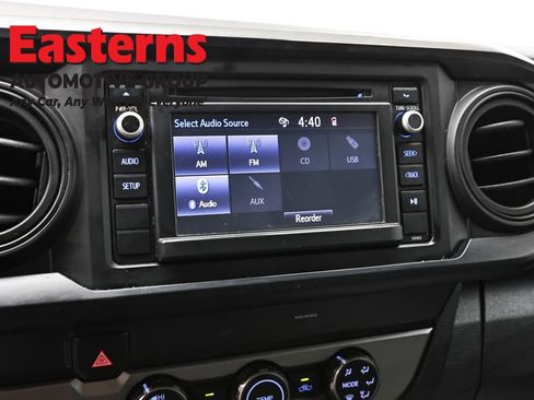 Used 2019 Toyota Tacoma SR image 17