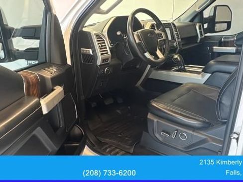 Used 2015 Ford F150 Lariat w/ Equipment Group 502A Luxury AWD/4WD image 9
