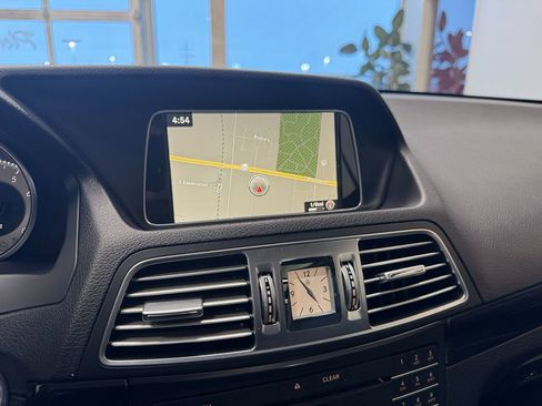 Used 2017 Mercedes-Benz E 400 4MATIC Coupe image 25