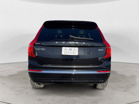Certified 2024 Volvo XC90 B5 Core w/ Climate Package image 4