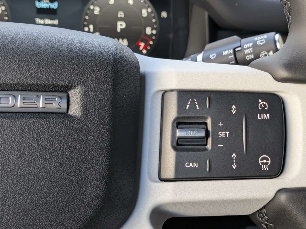 New 2026 Land Rover Defender 110 X-Dynamic SE AWD/4WD image 26