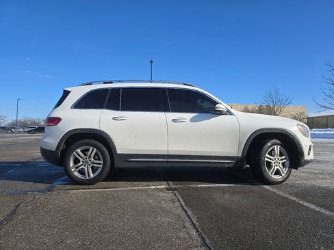 Used 2022 Mercedes-Benz GLB 250 GLB 250 image 18
