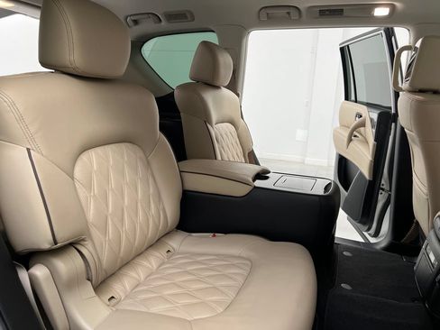 Used 2022 Nissan Armada Platinum w/ Captain's Chairs Package RWD image 25