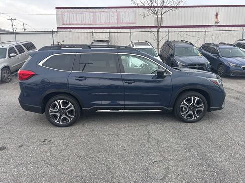 Certified 2024 Subaru Ascent Limited w/ Technology Package image 8
