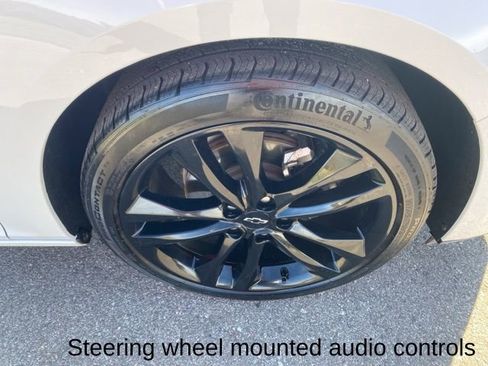 Used 2023 Chevrolet Malibu LT image 31