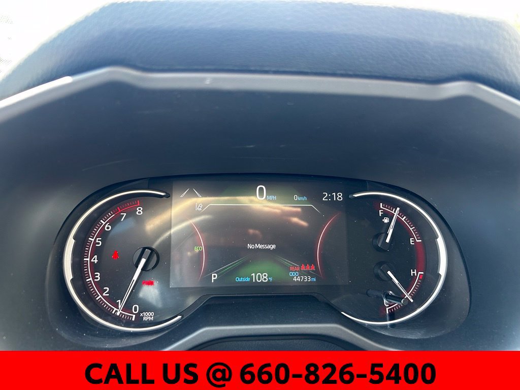 Used 2025 Toyota RAV4 LE AWD/4WD image 14
