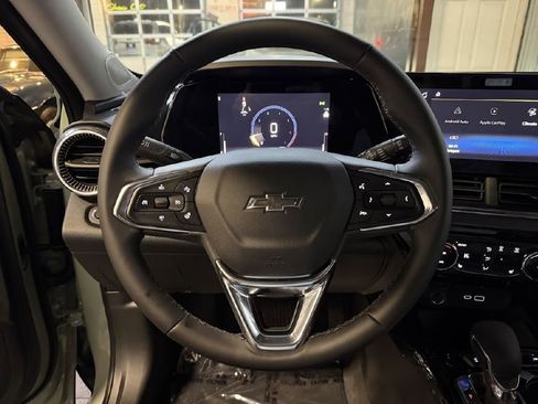 Used 2026 Chevrolet Trax ACTIV w/ Driver Confidence Package image 16