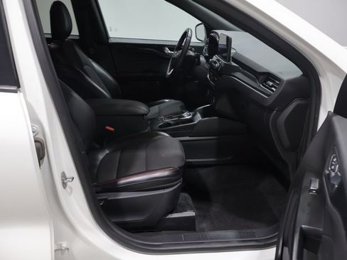 Used 2024 Ford Escape ST-Line AWD/4WD image 22