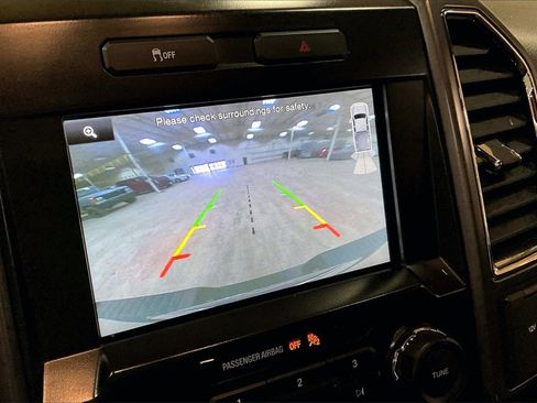 Used 2015 Ford F150 XLT w/ Equipment Group 302A Luxury image 19