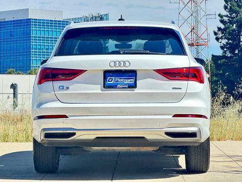 Used 2019 Audi Q3 2.0T Premium AWD/4WD image 5