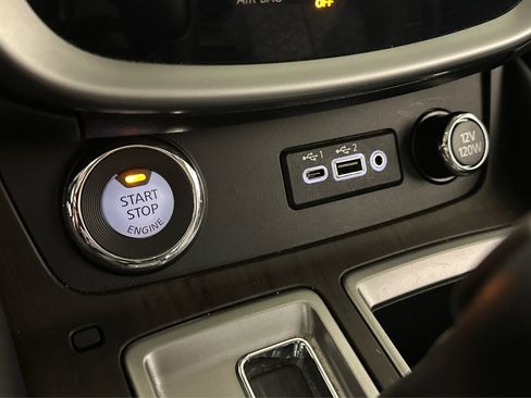 Used 2023 Nissan Murano Platinum image 33