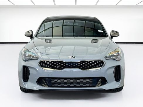 Used 2019 Kia Stinger GT1 image 2