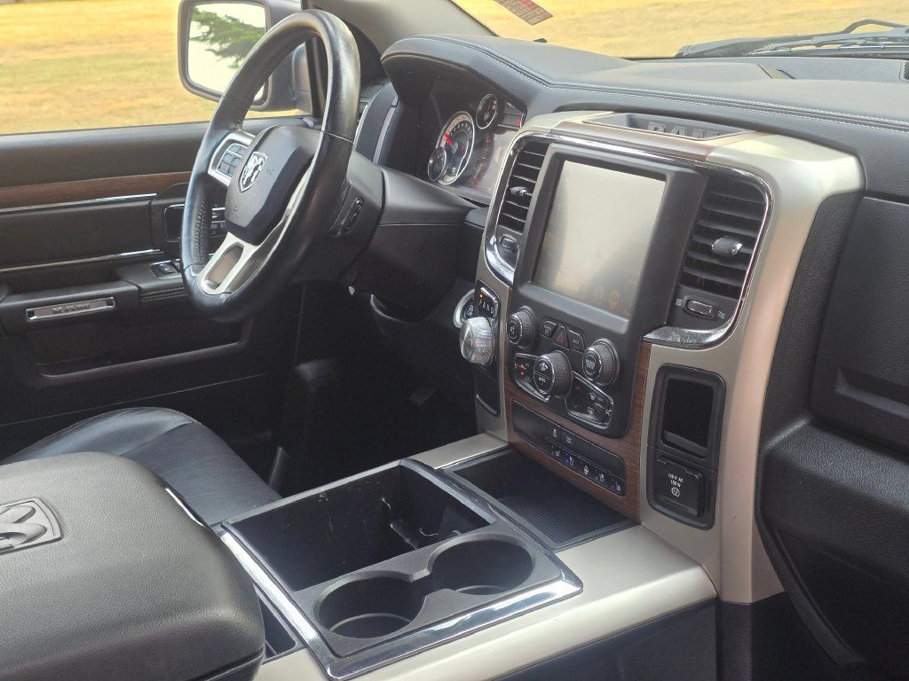 Used 2015 RAM 1500 Laramie w/ Convenience Group RWD image 11