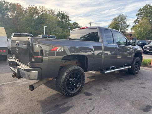 Used 2011 Chevrolet Silverado 2500 LT w/ Interior Plus Package image 7