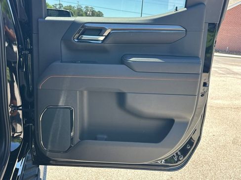 New 2026 GMC Sierra 1500 AT4 w/ AT4 Premium Package AWD/4WD image 17