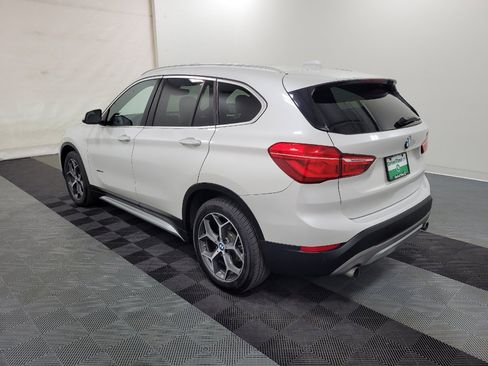 Used 2017 BMW X1 xDrive28i AWD/4WD image 3