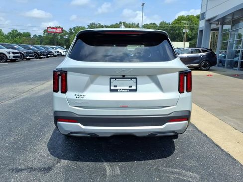 New 2026 Kia Sorento LX FWD image 5
