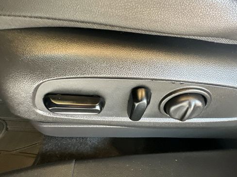 Certified 2022 Buick Encore GX Essence w/ Experience Buick Package image 12