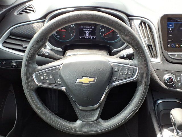 Used 2025 Chevrolet Malibu LT FWD image 16